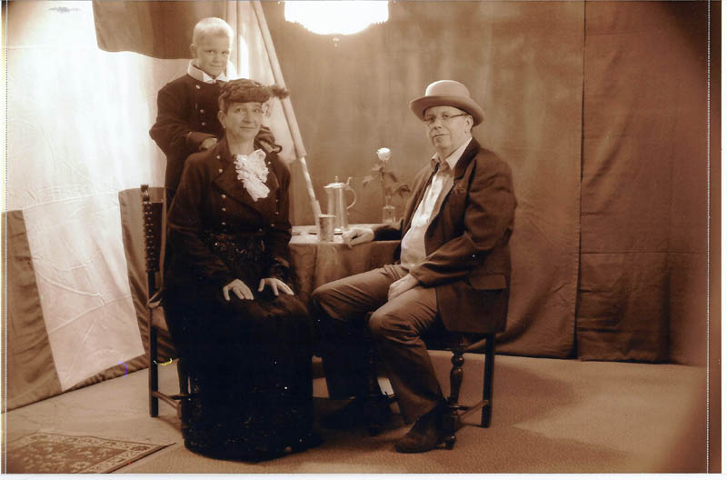 family_oldfashionedw