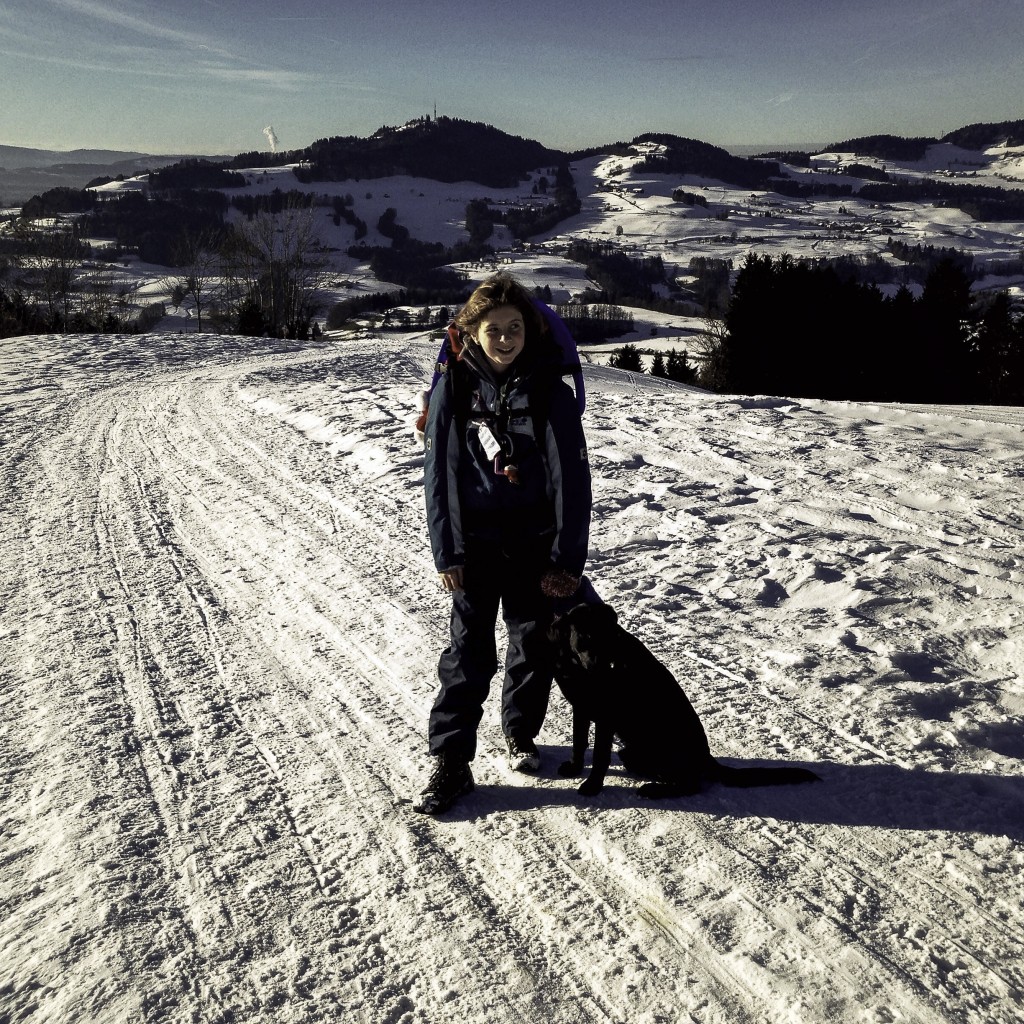 AnnA liess es sich nicht nehmen, den Rucksack selbst zu tragen!