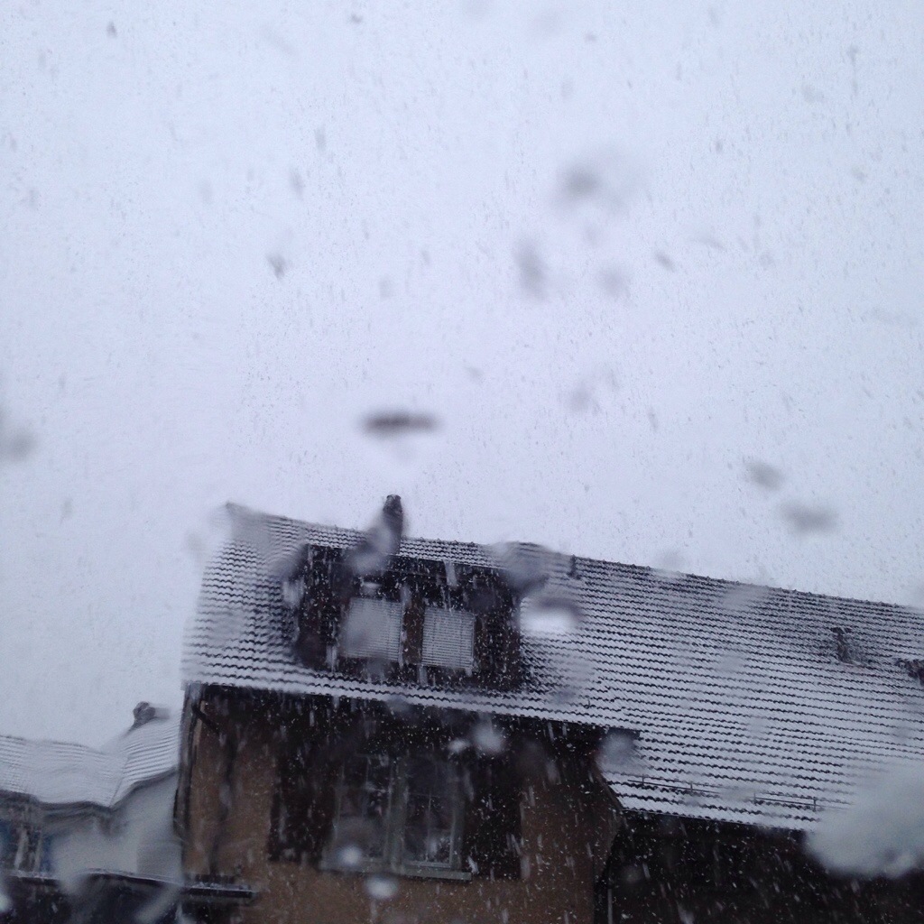 leise rieselt(e) der Schnee...