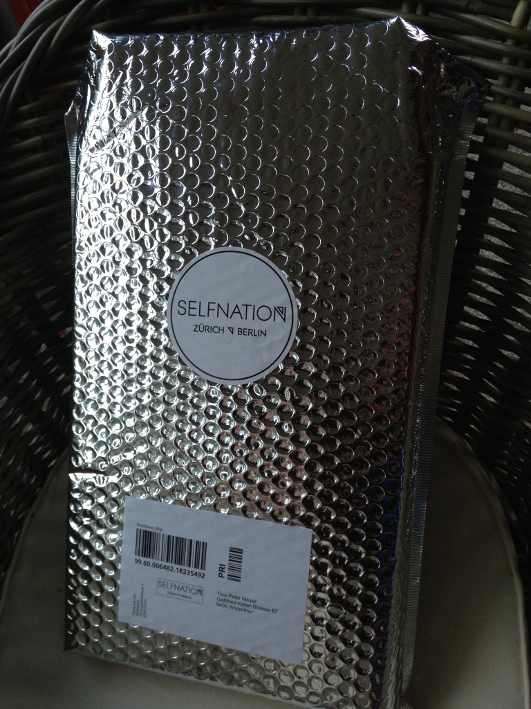 ein Paket von Selfnation
