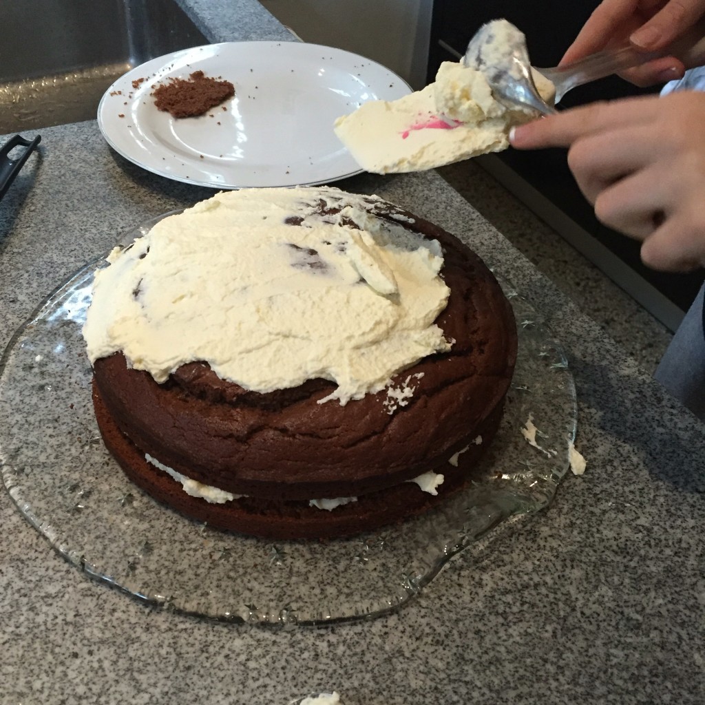 Schwarzwälder Torte im werden